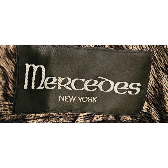 Mercedes Of New York Brown Velvet Blazer W Jewel Button Size 4 - Picture 4 of 5